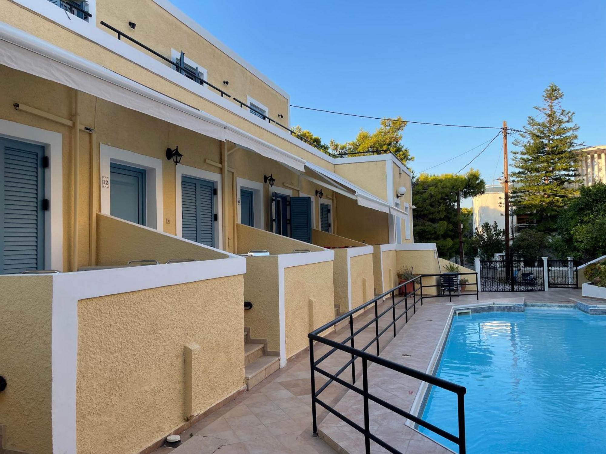 Esperides Maisonettes Agia Marina  Extérieur photo