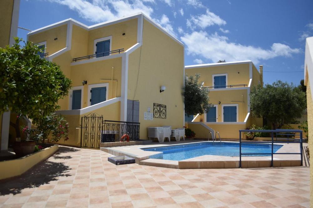 Esperides Maisonettes Agia Marina  Extérieur photo